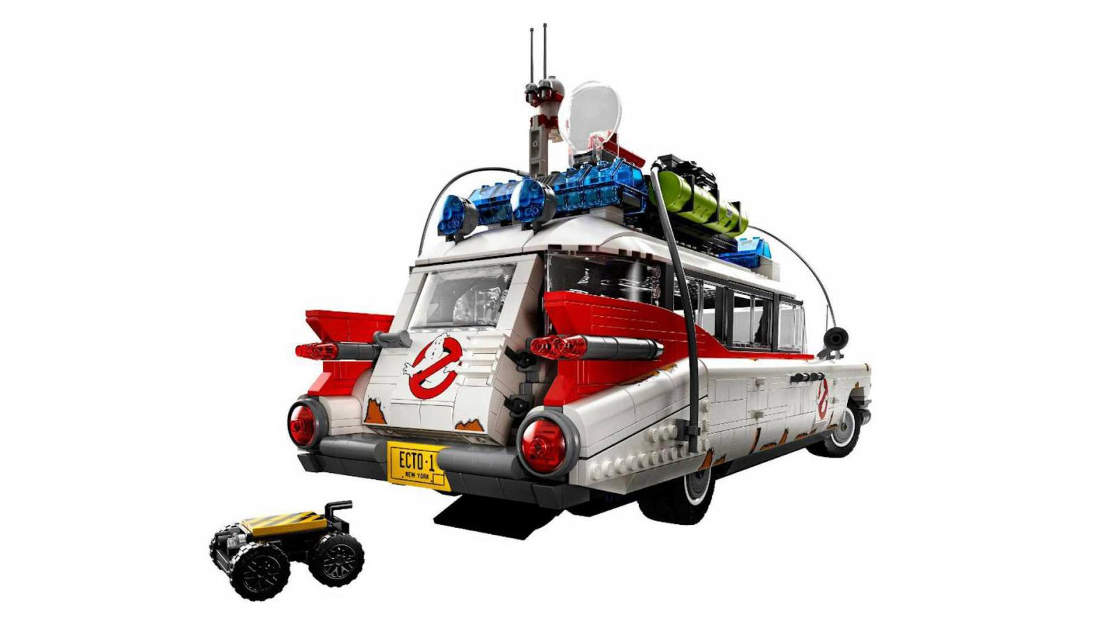 Το αυτοκίνητο των Ghostbusters σε 2.352 κομμάτια